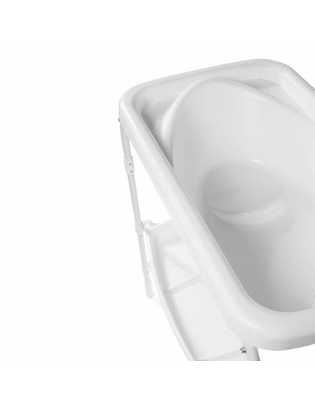 Bañera con soporte y cambiador